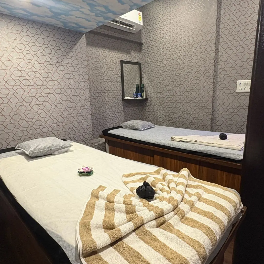 Infinity Luxury Spa Borivali West